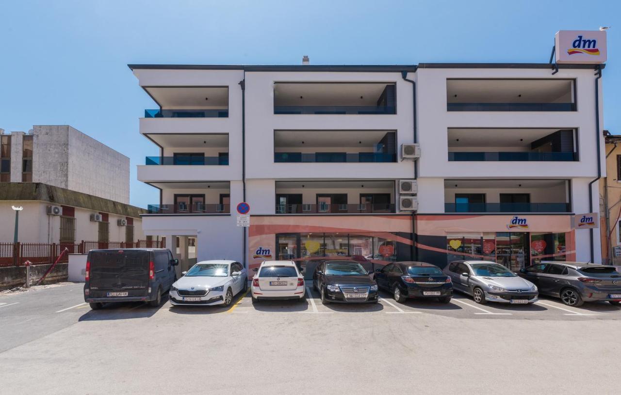 Val Di Bora Apartamento Poreč Exterior foto